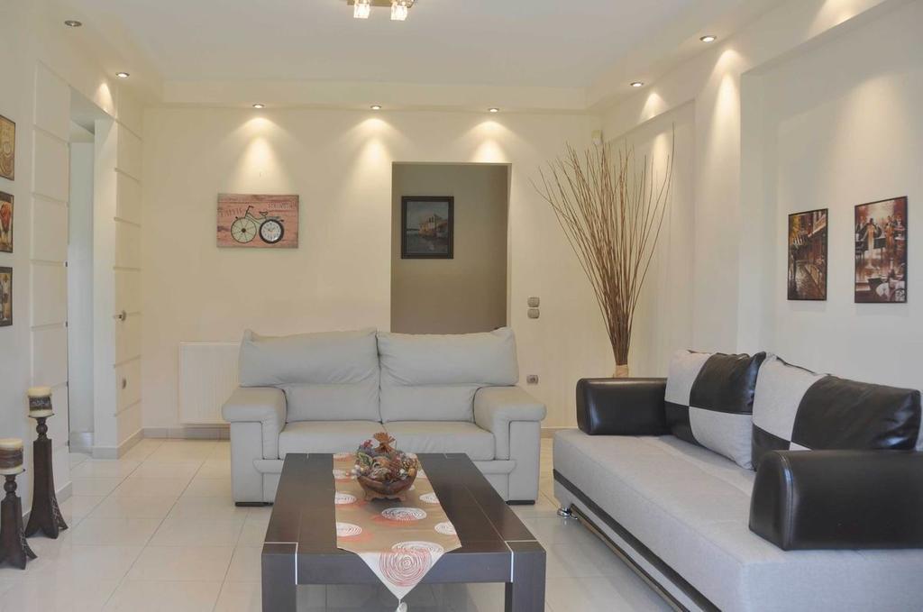 Beautiful House With Garden In Rhodes Ialysos (Rhodes)